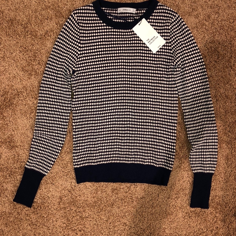 Zara Women’s Sweater New with Tags